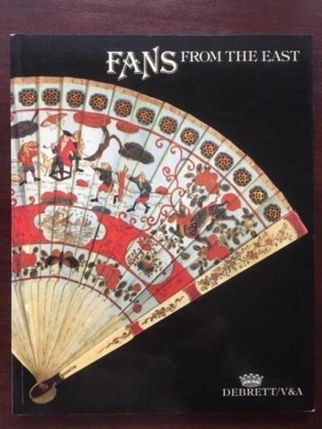 Fans from the east (waaiers) beschikbaar voor biedingen