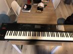 Roland FA 08 Keyboard, Muziek en Instrumenten, Keyboards, Ophalen, 88 toetsen, Roland, Aanslaggevoelig