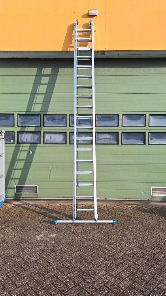ladder 2 x 18 spots schuifladder, Doe-het-zelf en Verbouw, Ladders en Trappen, Gebruikt, Ladder, 4 meter of meer, Ophalen