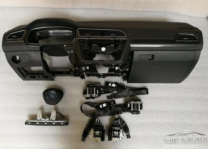 Complete airbag set VW Tiguan 2016+ met of zonder Head-Up, Auto-onderdelen, Dashboard en Schakelaars, Volkswagen, Gebruikt, Ophalen of Verzenden