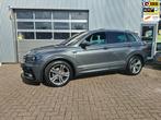 Volkswagen Tiguan 1.5 TSI ACT Highline R Trekhaak Lane asist, Auto's, Euro 6, 4 cilinders, 150 pk, Bedrijf