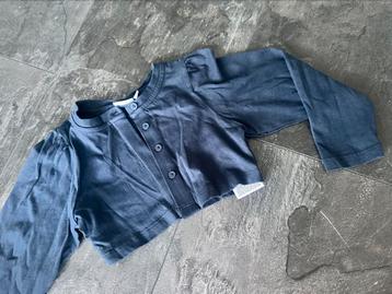 Blauw vestje maat 104 beschikbaar voor biedingen