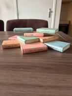 Boeken displayplateau cherished teddies, Verzamelen, Beren en Cherished Teddies, Ophalen, Zo goed als nieuw, Beeldje, Cherished Teddies