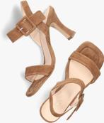 Notre-V camel kleurige suède sandalen pumps mt 40 ZGAN!, Notre-V, Overige kleuren, Zo goed als nieuw, Sandalen of Muiltjes