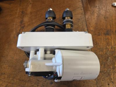 Ruitenwisser 24 V 90 graden, Watersport en Boten, Bootonderdelen, Gebruikt