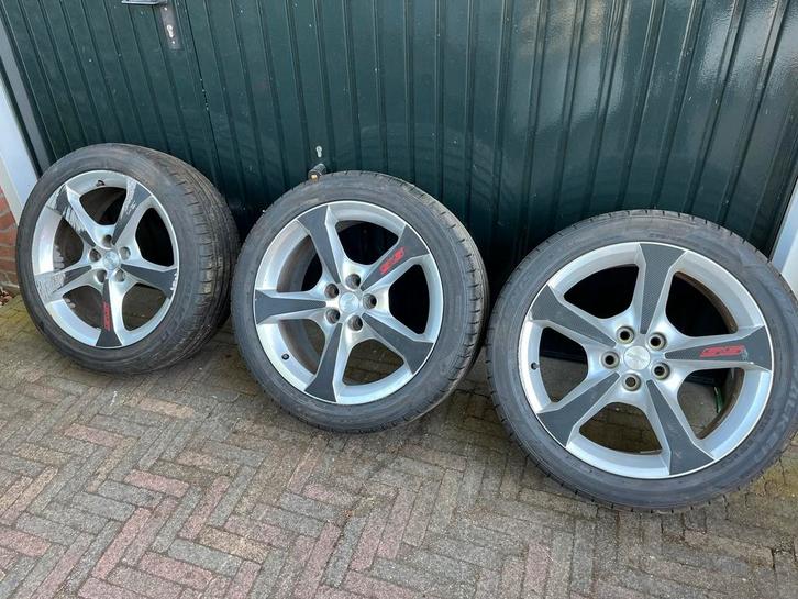 Chevrolet Camaro 20 inch 2010-2025, Auto-onderdelen, Banden en Velgen, Banden en Velgen, Zomerbanden, 20 inch, 275 mm, Personenwagen