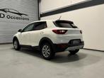 Kia Stonic 1.0 T-GDi MHEV ComfortLine 6 JR GARANTIE Winterpa, Auto's, Kia, Voorwielaandrijving, Gebruikt, Zwart, Wit