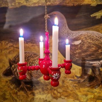 Zweedse Kerst Kandelaar Hangend Kroonluchter Rood beschikbaar voor biedingen
