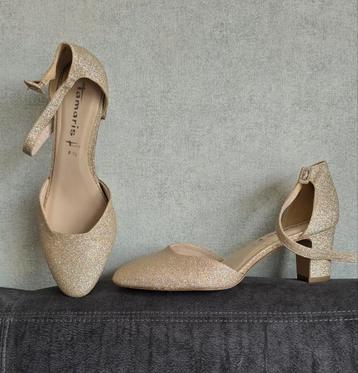 Super mooie schoenen van tamaris. 1,5 uur op gelopen.Mt 41   beschikbaar voor biedingen