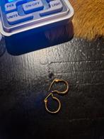 14 karaat gouden oorringen, Overige merken, Ophalen of Verzenden, Zo goed als nieuw, 1 bedel