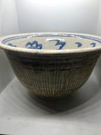 chinees aardewerk kom met draak decor, Antiek en Kunst, Ophalen of Verzenden