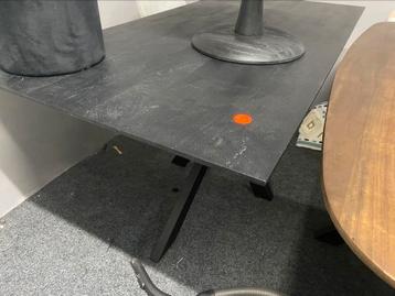 Tafel 160x80 zwart echt mangohout stalen matrixpoot beschikbaar voor biedingen