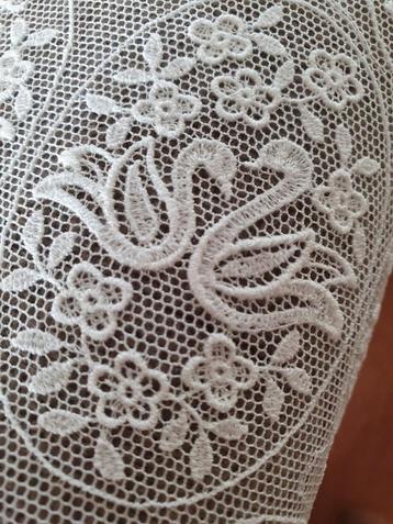 Vintage Kant strook beschikbaar voor biedingen