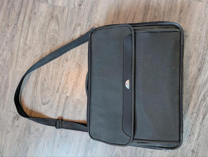 Samsonite Laptop Tas - Schoudertas, Computers en Software, Laptoptassen, Zo goed als nieuw, Schoudertas, 15 inch, Ophalen of Verzenden