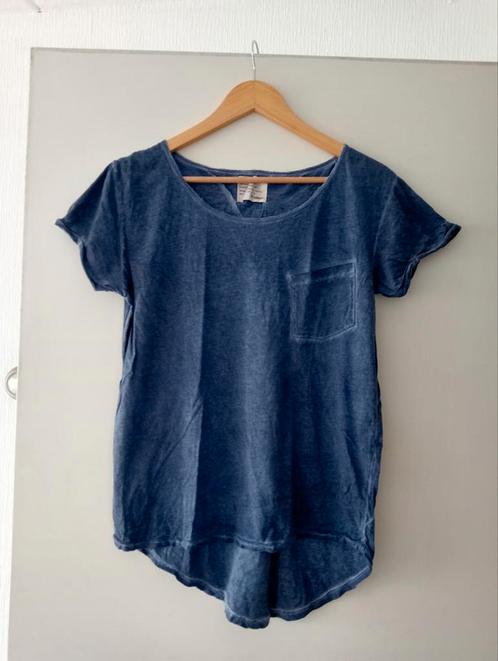 Twee dezelfde t shirts - merk Minimum, Kleding | Dames, T-shirts, Gedragen, Maat 38/40 (M), Blauw, Korte mouw, Ophalen of Verzenden