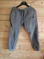 Nike Tech FLeece Jogger Grey L, Kleding | Heren, Sportkleding, Maat 52/54 (L), Nike, Ophalen of Verzenden, Zo goed als nieuw