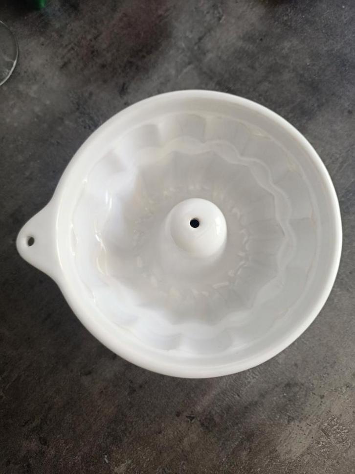 Mooie vintage Royal keramieken puddingvorm, Antiek en Kunst, Antiek | Keramiek en Aardewerk, Ophalen of Verzenden