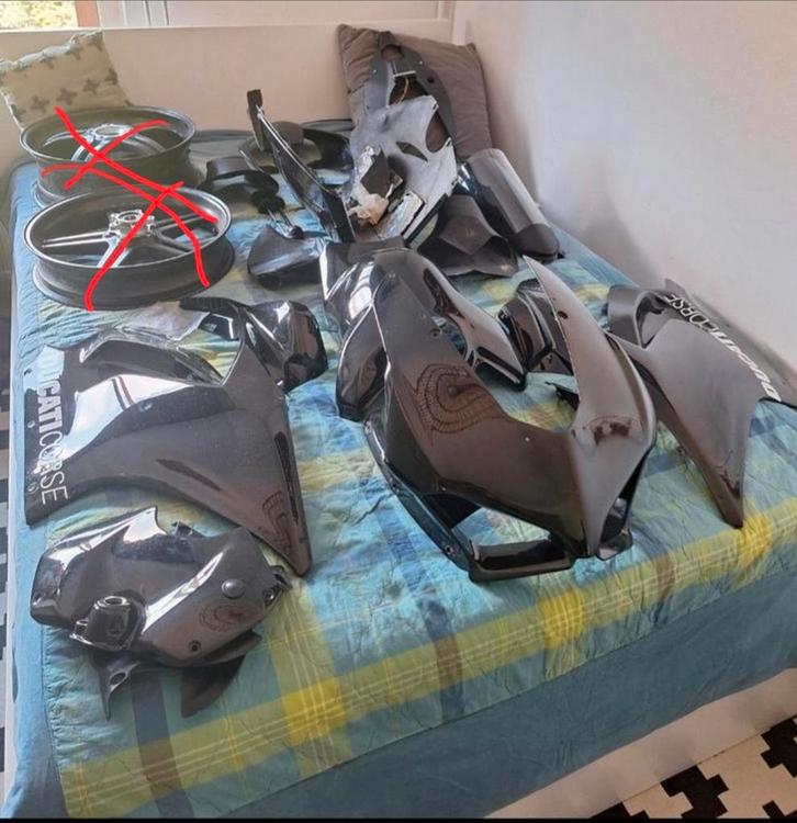 Ducati panigale v4 2018/2019 circuit kappen, Motoren, Onderdelen | Ducati, Ophalen of Verzenden