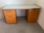 Authentiek bureau jaren ‘60, Huis en Inrichting, Ophalen, Zo goed als nieuw