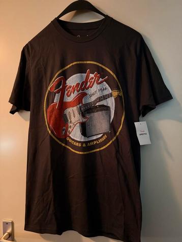Nieuw Fender T-shirt - Guitar & Amplifier Design beschikbaar voor biedingen