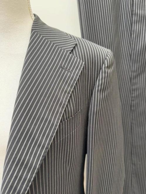 Oger Italiaans pak grijs/wit krijtstreep 100% wol maat 52, Kleding | Heren, Kostuums en Colberts, Zo goed als nieuw, Maat 52/54 (L)