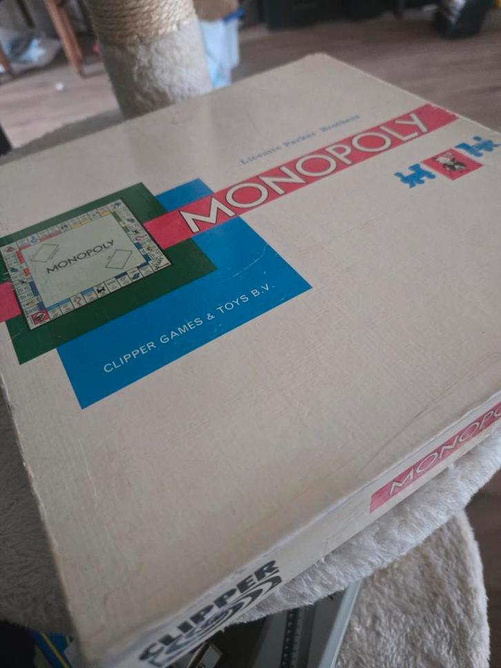 Monopoly Bordspel - Clipper Games, Hobby en Vrije tijd, Gezelschapsspellen | Bordspellen, Gebruikt, Een of twee spelers, Drie of vier spelers