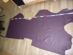 Aubergine paars nr 1 groot restant soepel echt leer rundleer, Hobby en Vrije tijd, Verzenden, Nieuw, 30 tot 120 cm, 30 tot 200 cm