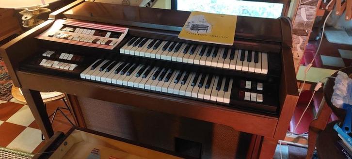 Zeldzame Lowrey DSO-1 Heritage (The Beatles!), Muziek en Instrumenten, Orgels, Gebruikt, Orgel, 2 klavieren, Ophalen