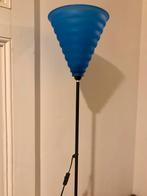 Vintage Ikea staande lamp pop art jaren 80, Huis en Inrichting, Lampen | Vloerlampen, Ophalen, Zo goed als nieuw, Kunststof, 150 tot 200 cm