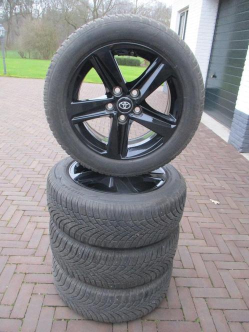 Originele Toyota Corolla 16 inch winterbanden tpms IZGST, Auto-onderdelen, Banden en Velgen, Banden en Velgen, Winterbanden, 16 inch