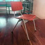 Schoolstoelen, Huis en Inrichting, Gebruikt, Bruin, Ophalen of Verzenden, Vijf, Zes of meer stoelen