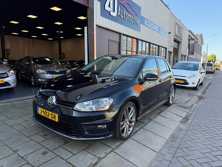 Volkswagen Golf 1.4 TSI Dsg Connected Series, Auto's, Volkswagen, Bedrijf, Te koop, Golf, ABS, Achteruitrijcamera, Airbags, Airconditioning