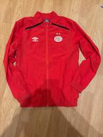 Rode Umbro PSV trainingsjas - Maat 152, Fitness, Maat 48/50 (M), Ophalen of Verzenden, Zo goed als nieuw