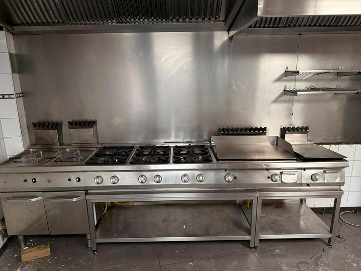 Professionele Kooklijn - Bakplaat, Frituur, Gasfornuis, Witgoed en Apparatuur, Fornuizen, Gebruikt, Vrijstaand, Gas, 5 kookzones of meer