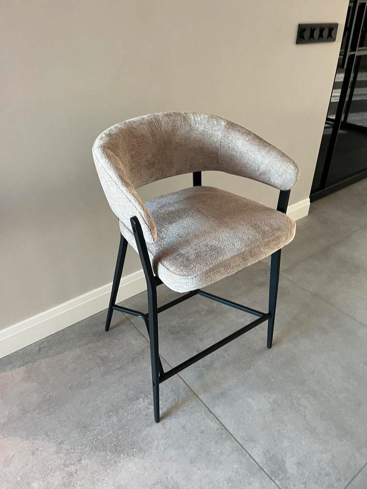 Luxe barkruk, Huis en Inrichting, Barkrukken, Nieuw, 60 tot 90 cm, Metaal, 1 kruk, Met voetsteun, Ophalen