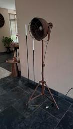 Zgan roeststaal industriële vloerlamp, Huis en Inrichting, Lampen | Vloerlampen, Ophalen, Zo goed als nieuw, 150 tot 200 cm
