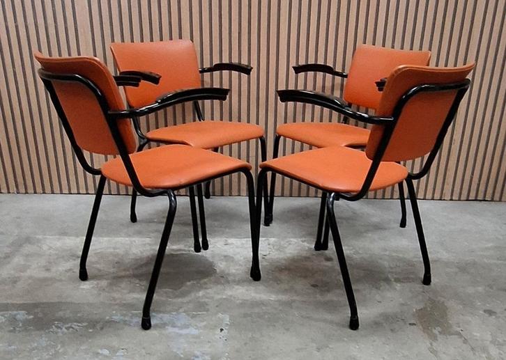 16 x Vintage Gispen stoelen schoolstoelen eetkamerstoelen, Huis en Inrichting, Stoelen, Zo goed als nieuw, Vijf, Zes of meer stoelen