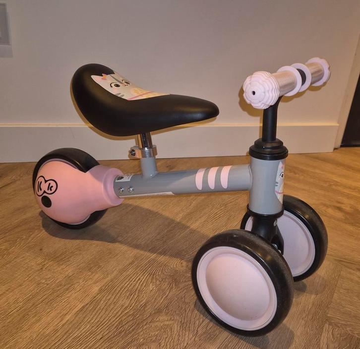 Kinderkraft Loopfiets - Kat Design, 1 jaar en ouder, Kinderen en Baby's, Speelgoed | Buiten | Voertuigen en Loopfietsen, Gebruikt