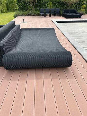 Gigantisch Ligbed voor Twee beschikbaar voor biedingen