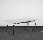 Ahrend 1200 Vergadertafel - Acrylaat Blad 22012, Ophalen, Elektrisch, Gebruikt, Bureau