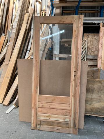 Deur hout Douglas met glas 76X192 Linksdraaiend beschikbaar voor biedingen