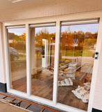 Kozijn te koop (altijd onder afdak gestaan), Doe-het-zelf en Verbouw, Kozijnen en Schuifpuien, Ophalen, Zo goed als nieuw, Hout