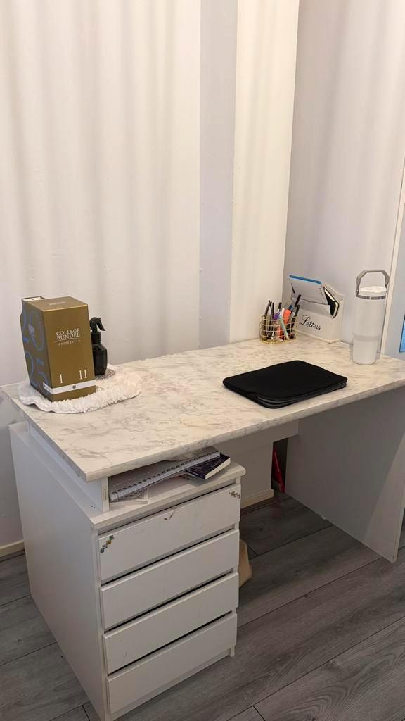 burea / werkplek met lades, Huis en Inrichting, Bureaus, Gebruikt, Bureau, Ophalen