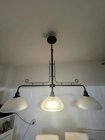 Industriële hanglamp met 3 glazen kappen – 100 cm breed beschikbaar voor biedingen