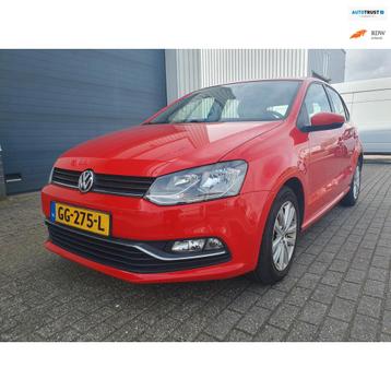 Volkswagen Polo 1.2 TSI Highline, LM Velgen, Rood, 5 Deurs beschikbaar voor biedingen