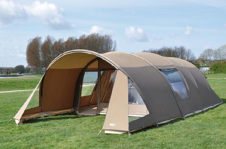 Tunnel tent Falco Havik 4000, Caravans en Kamperen, Tenten, tot en met 4, Zo goed als nieuw, Ophalen of Verzenden