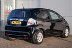 Honda Jazz 1.4 Hybrid Exclusive - Dealerond. | Stoelverw. |, Auto's, Gebruikt, 4 cilinders, Zwart, 48 €/maand