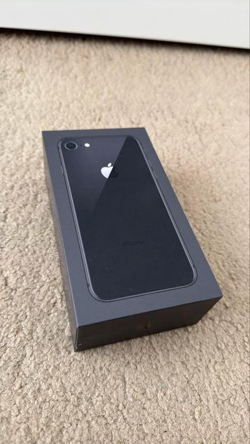 Iphone 8 space gray 64Gb ALLEEN DOOS! beschikbaar voor biedingen