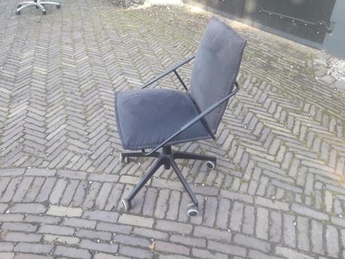 2 bureau stoelen, Huis en Inrichting, Bureaustoelen, Gebruikt, Grijs, Ophalen of Verzenden
