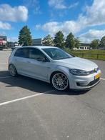 Volkswagen Golf E-golf 136pk 2017 Metalic Grijs, 35 kWh, Wit, Elektrisch, 315 min